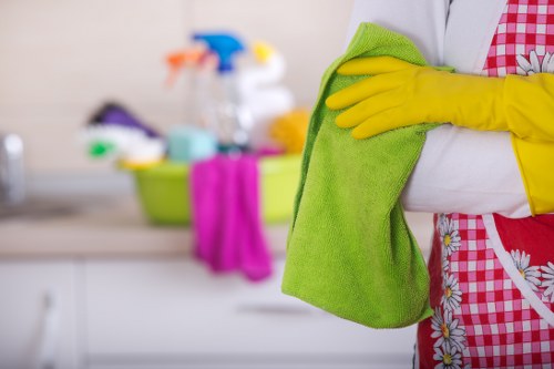 Commercial cleaning service in Earlscourt for desks and meeting rooms